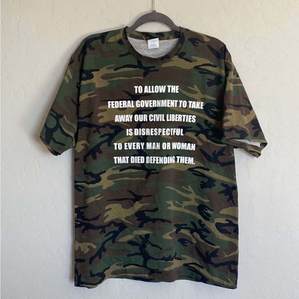 Camouflage federal gov statement T-shirt
